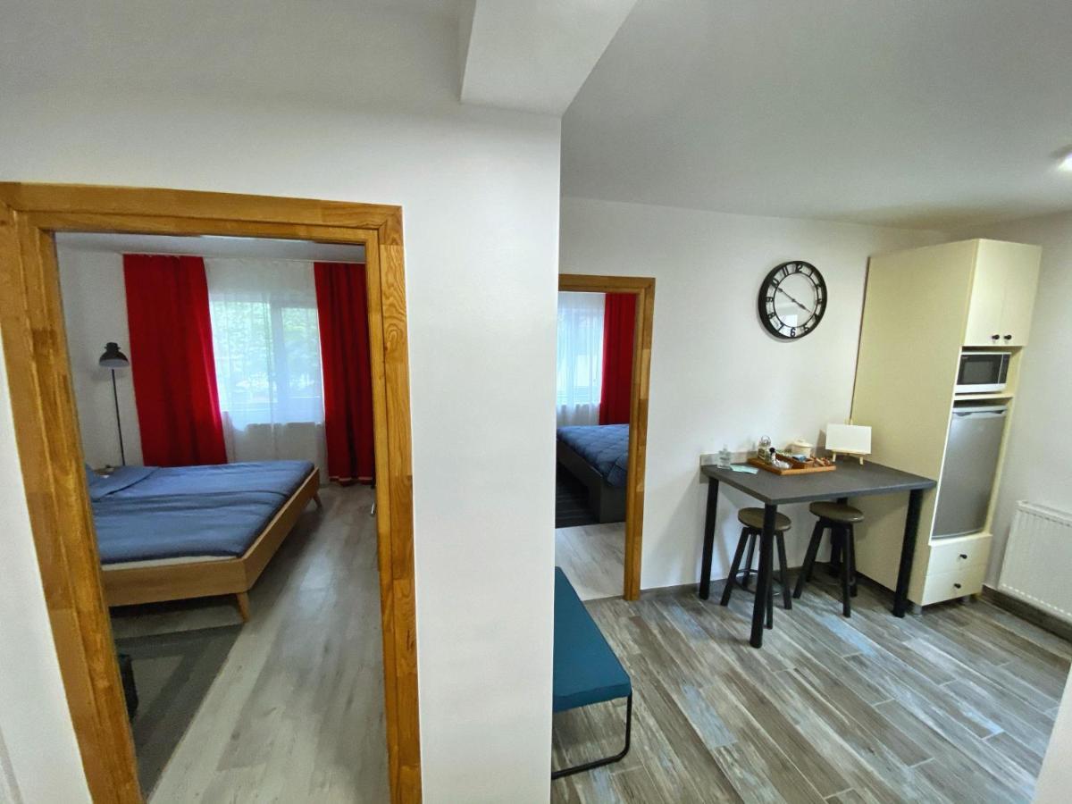 Highland Home - Cozy Apartments Near City Center Oradea Extérieur photo
